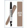 Maybelline New York Tattoo Brow Lift Kaş Kalemi- 01 Blonde (Açık Ton)