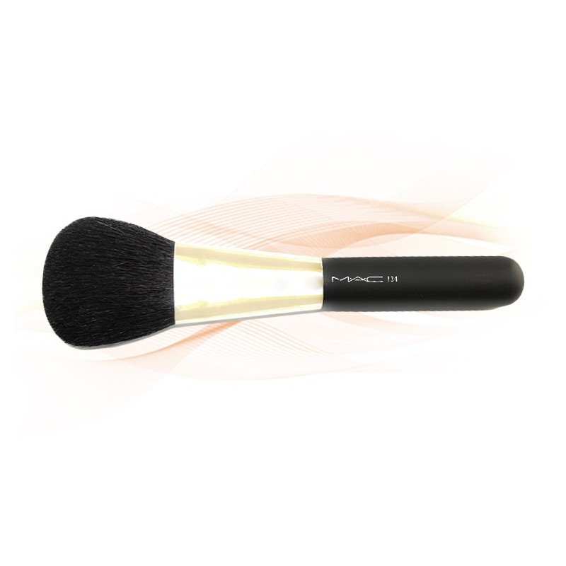 MAC 134 Large Powder Brush