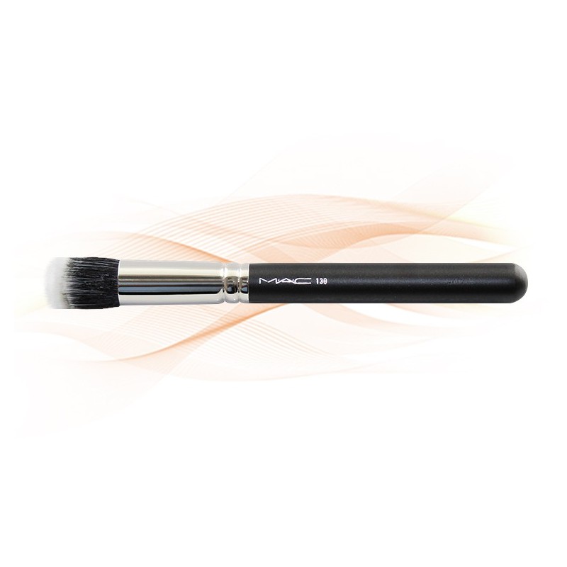 MAC 130 Short Duo Fibre Brush